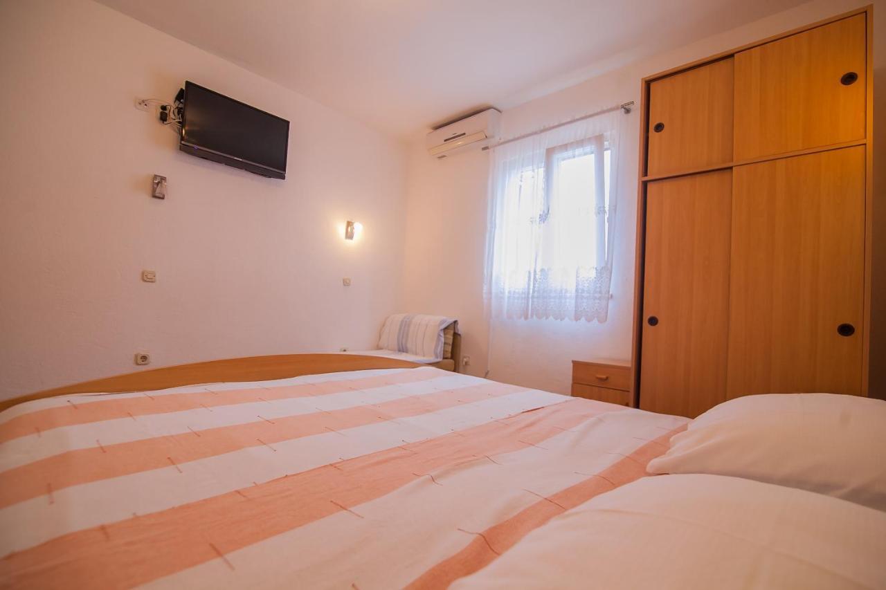 Kos Apartments Bol Zewnętrze zdjęcie
