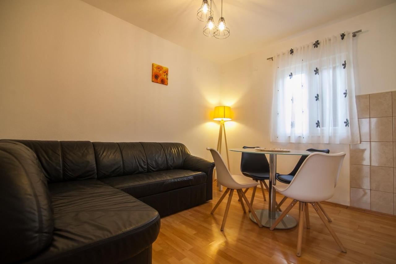 Kos Apartments Bol Zewnętrze zdjęcie