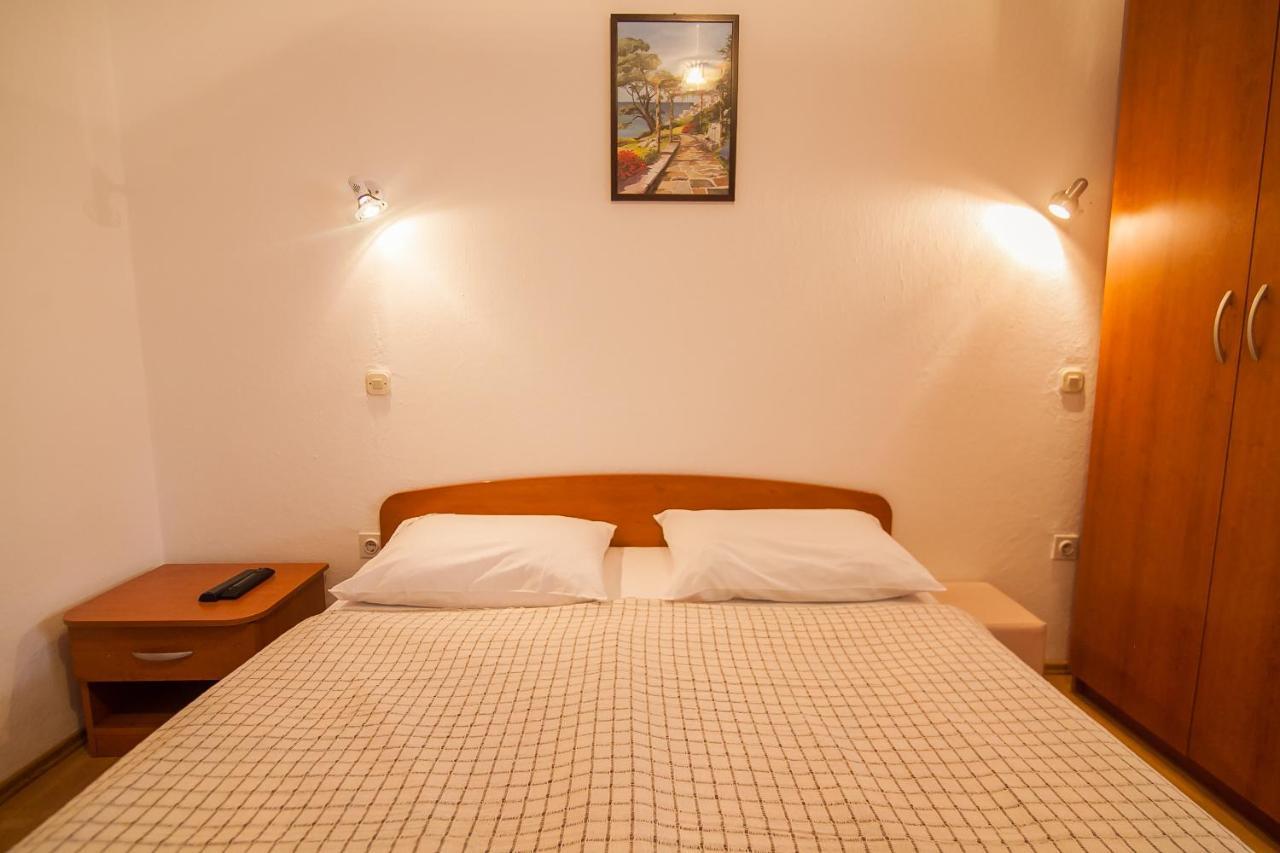 Kos Apartments Bol Zewnętrze zdjęcie
