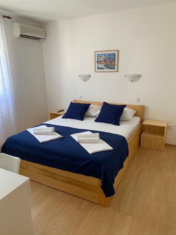 Kos Apartments Bol Zewnętrze zdjęcie